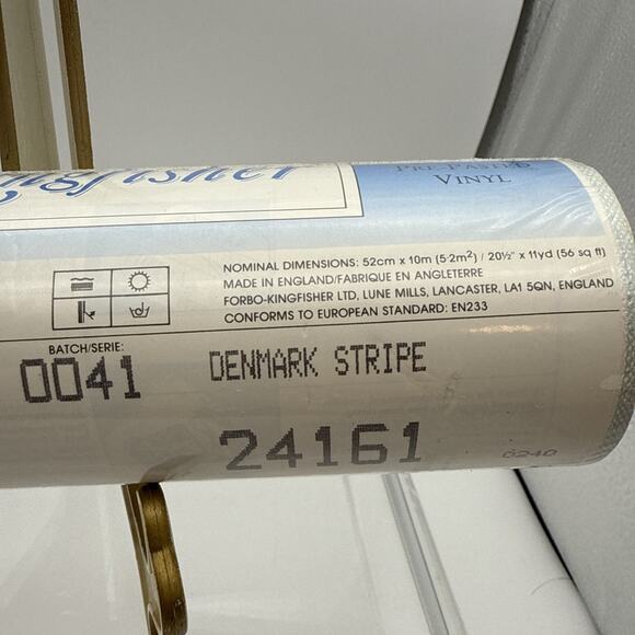 Vintage Pre-Pasted Vinyl 56 Sq Ft by Kingfisher 24161 Batch 0041 Denmark Stripe - Picture 3 of 7